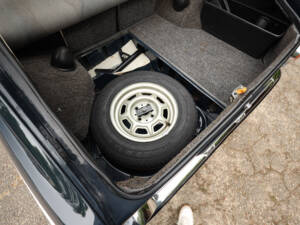 Bild 9/50 von BMW 1802 (1975)