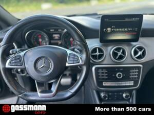 Image 9/15 of Mercedes-Benz CLA 220 CDI (2017)