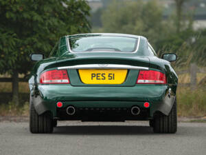 Afbeelding 7/44 van Aston Martin V12 Vanquish (2002)