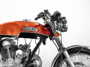 Image 31/50 de Ducati DUMMY (1973)