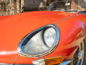 Image 18/54 of Jaguar E-Type 4.2 (1965)