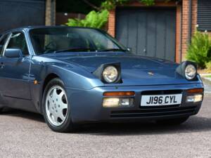 Image 16/23 de Porsche 944 Turbo (1991)