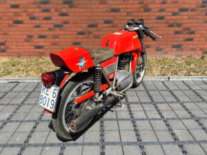 Image 8/17 of MV Agusta DUMMY (1972)