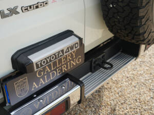 Immagine 21/50 di Toyota Land Cruiser 2.4 LX Turbo (1992)