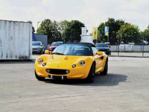 Imagen 2/22 de Lotus Elise 111 (1998)