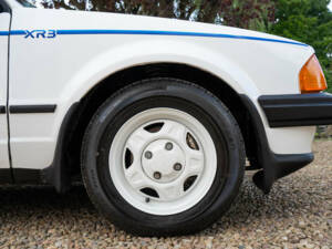 Bild 21/50 von Ford Escort XR3i (1983)