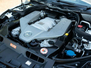 Immagine 3/50 di Mercedes-Benz C 63 AMG T (2009)