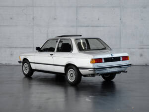 Image 3/24 of BMW 323i (1980)