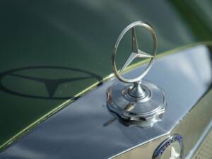 Bild 20/50 von Mercedes-Benz 220 SE b (1964)