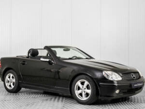 Image 6/50 of Mercedes-Benz SLK 200 Kompressor (2001)