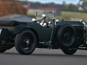Image 15/50 of Bentley 8 Litre (1932)