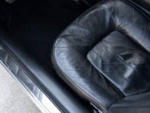 Image 46/69 of Ferrari 365 GT 2+2 (1969)