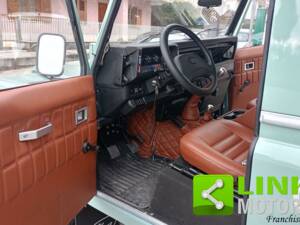Bild 4/10 von Land Rover Defender 90 (1998)