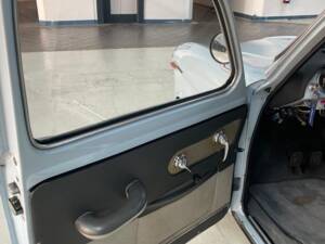 Image 31/87 of Alfa Romeo Giulietta TI (1963)