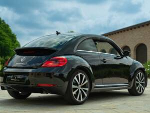 Image 14/50 of Volkswagen New Beetle 2.0 (2012)
