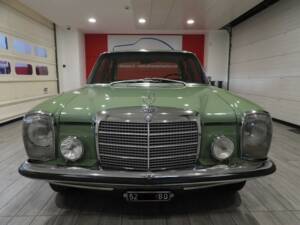 Bild 2/15 von Mercedes-Benz 200 D (1972)