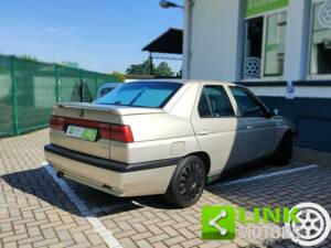 Immagine 7/10 di Alfa Romeo 155 1.8 Twin Spark (1996)