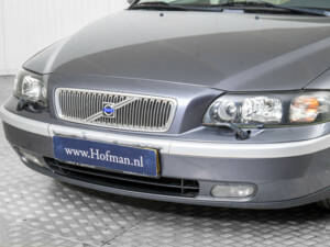 Bild 19/50 von Volvo V 70 2.5T (2003)