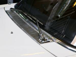 Image 8/15 of Mercedes-Benz 200 (1971)