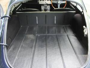 Afbeelding 11/16 van Jaguar E-Type 3.8 (1962)