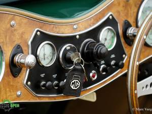 Image 25/38 of MG TC (1947)