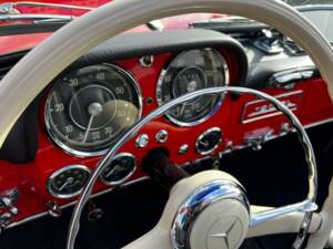 Image 5/9 de Mercedes-Benz 190 SL (1955)