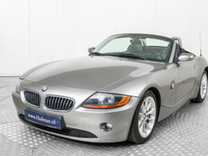 Image 18/50 de BMW Z4 2.2i (2004)