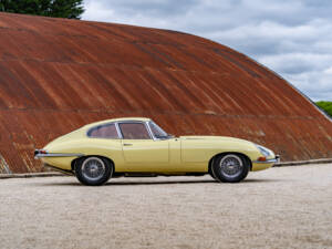 Image 7/38 of Jaguar Type E 3.8 (1963)