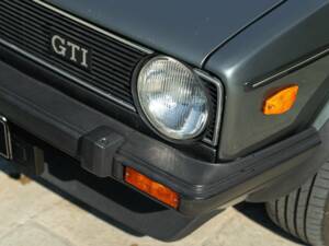 Image 33/50 of Volkswagen Golf I Cabrio GLi 1.8 (1983)