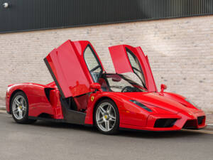 Bild 3/29 von Ferrari Enzo Ferrari (2002)