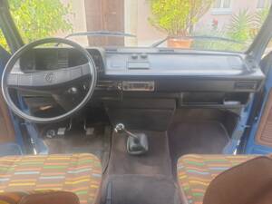 Bild 9/15 von Volkswagen T3 Multivan 1.6 TD (1987)