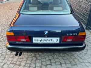 Immagine 43/99 di BMW 735i (1988)