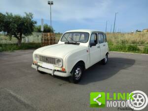 Image 3/10 of Renault R 4 (1989)