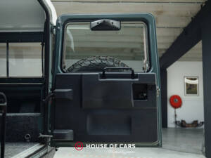 Immagine 28/50 di Land Rover Defender 110 (2013)