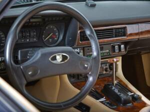 Immagine 17/20 di Jaguar XJ-S V12 (1989)