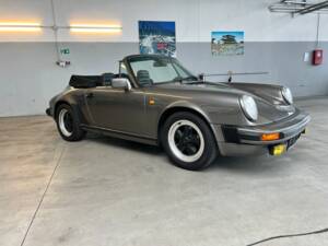 Image 3/71 de Porsche 911 SC 3.0 (1983)