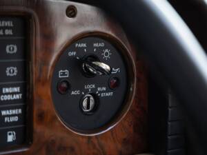 Bild 14/38 von Bentley Turbo R (1988)