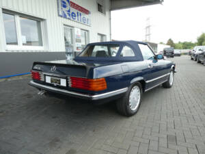 Image 4/26 of Mercedes-Benz 500 SL (1988)