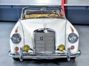 Bild 2/7 von Mercedes-Benz 220 S Cabriolet (1958)