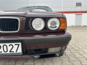 Afbeelding 17/100 van BMW 540i (1992)