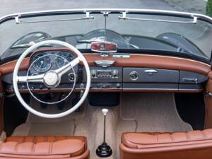 Image 17/38 de Mercedes-Benz 190 SL (1956)