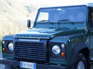 Bild 9/73 von Land Rover Defender 90 (2008)