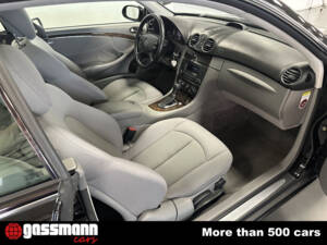 Image 12/15 of Mercedes-Benz CLK 280 (2006)
