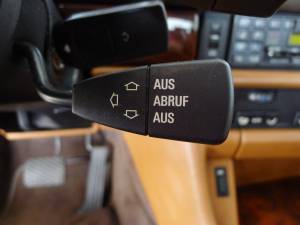 Image 46/46 of BMW 750iL (1990)