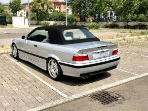 Image 36/41 of BMW M3 (1999)