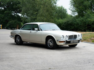 Immagine 24/50 di Daimler Sovereign 4.2 (1978)