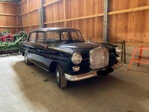 Image 5/12 de Mercedes-Benz 190 Dc (1961)