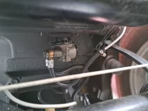 Suspension and underneath