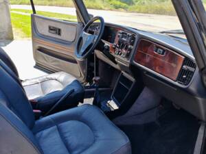 Image 17/25 of Saab 900 Turbo 16V (1992)
