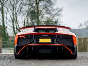 Afbeelding 35/47 van Lamborghini Aventador LP 700-4 (2013)